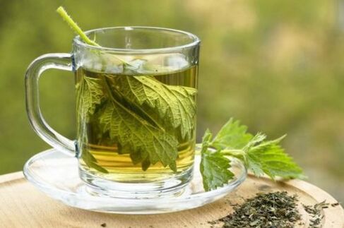 τσάι από βότανα για την πρόληψη των κιρσών